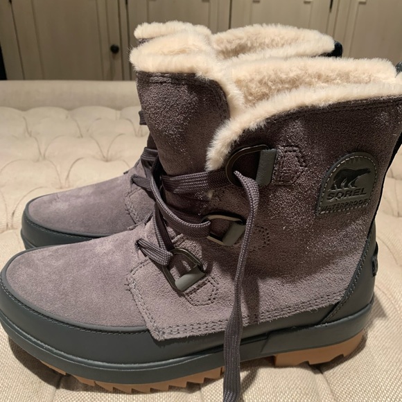 New in box Sore Tivoli IV size 11 - Picture 1 of 3